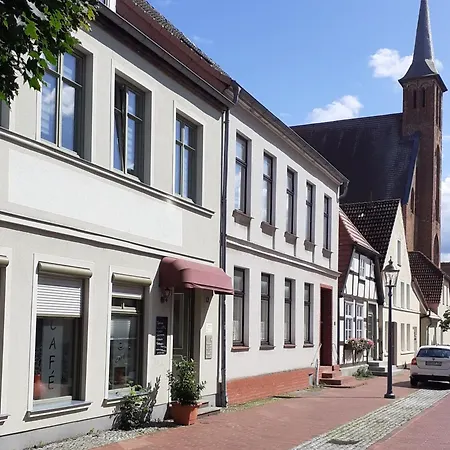 Apartment Gemuetliche Ferienunterkunft Ribnitz-Damgarten
